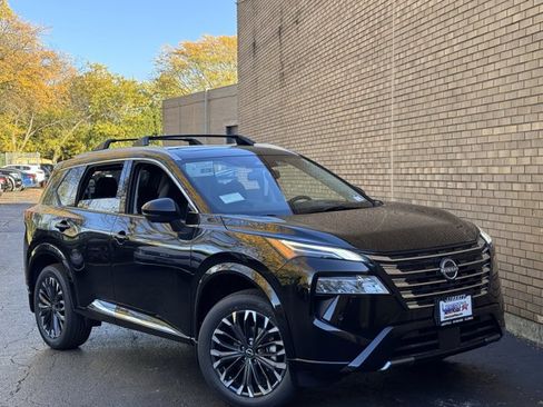 New 2026 Nissan Rogue Platinum w/ Platinum Premium Package image 2