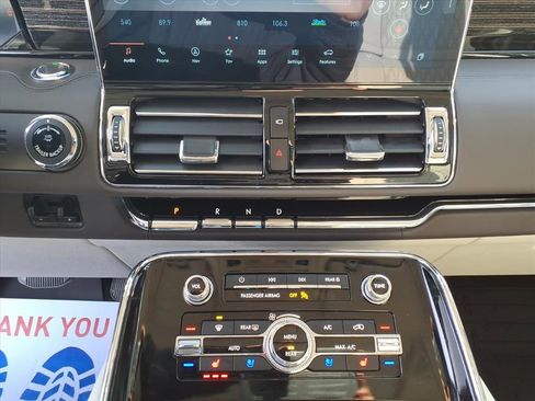 Used 2024 Lincoln Navigator Black Label image 25