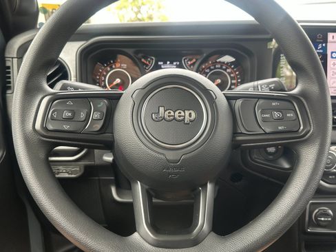 New 2026 Jeep Gladiator Sport AWD/4WD image 22