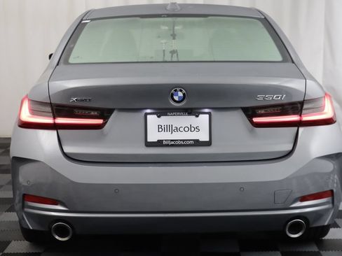 Used 2025 BMW 330i xDrive Sedan AWD/4WD image 15