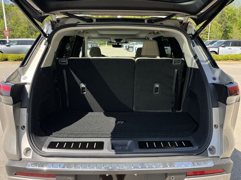 Used 2025 INFINITI QX60 Luxe w/ Lighting Package (N94) image 9