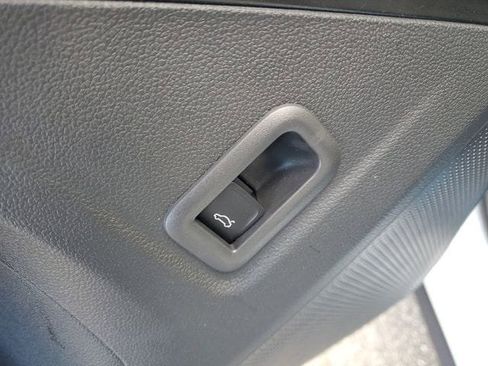 New 2026 Volkswagen Tiguan SE R-Line image 16