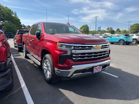 Used 2024 Chevrolet Silverado 1500 LTZ w/ LTZ Convenience Package II AWD/4WD image 2