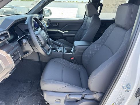 New 2026 Toyota Tacoma SR5 AWD/4WD image 2