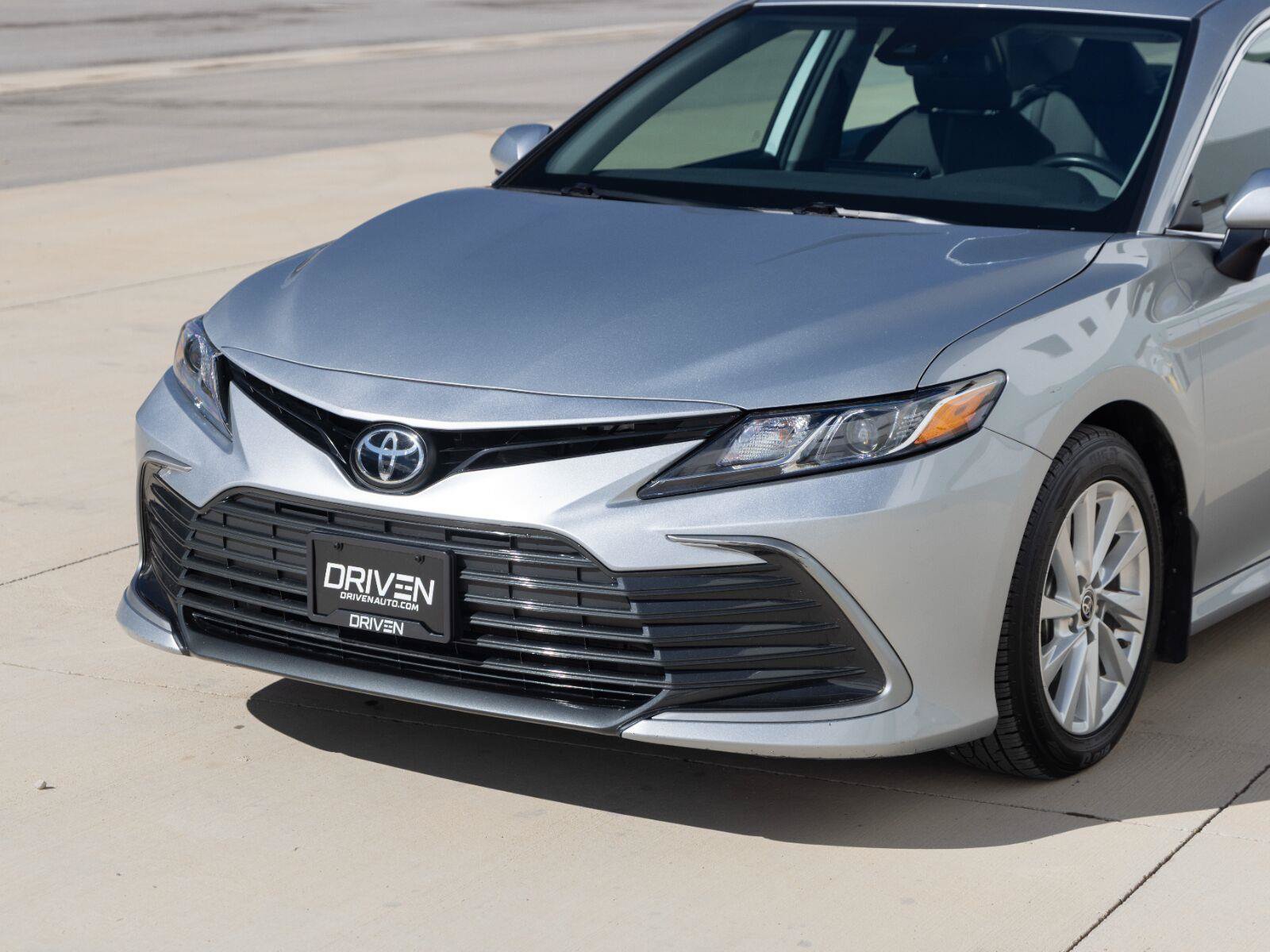 Used 2021 Toyota Camry LE w/ Cold Weather Package AWD/4WD image 14