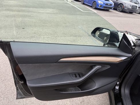 Used 2022 Tesla Model 3 RWD image 21