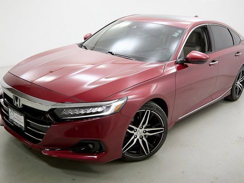 Used 2021 Honda Accord Touring image 3