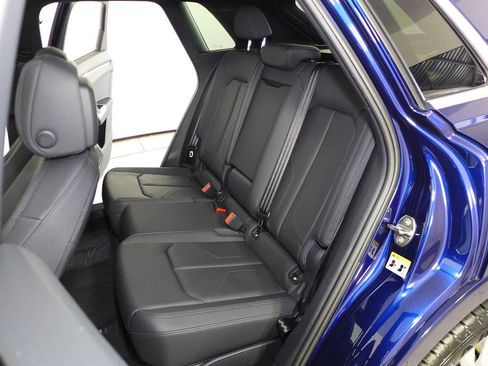 Used 2022 Audi Q3 2.0T Premium w/ Convenience Package image 21