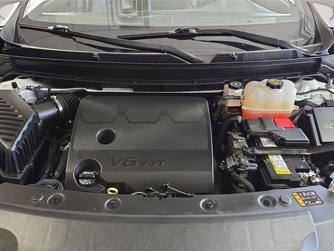 Used 2024 Buick Enclave Essence w/ LPO, Floor Liner Package image 25