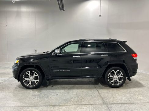 Used 2019 Jeep Grand Cherokee Overland image 9