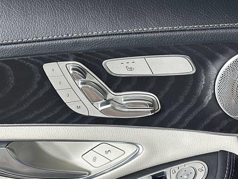 Used 2017 Mercedes-Benz C 300 4MATIC Sedan image 11