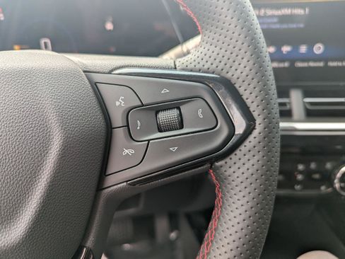 New 2026 Chevrolet Trax RS w/ Driver Confidence Package FWD image 29