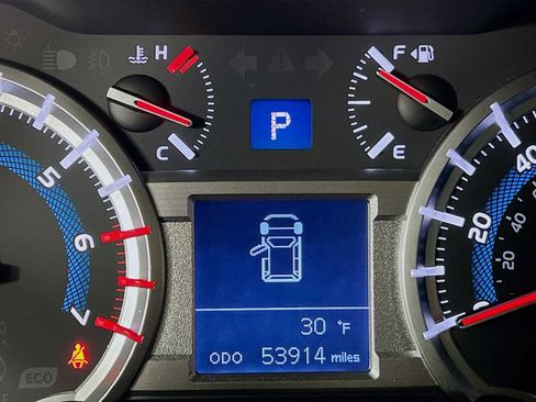 Used 2018 Toyota 4Runner SR5 image 12