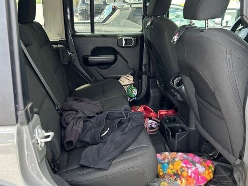 Used 2021 Jeep Wrangler Unlimited Sport image 10