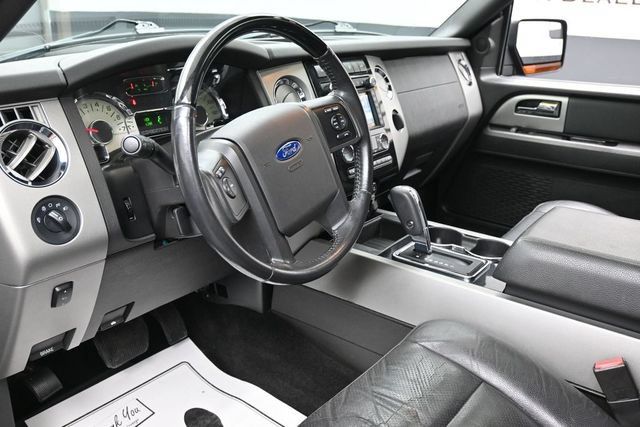 Used 2014 Ford Expedition Limited w/ Equipment Group 301A AWD/4WD image 14