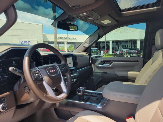 Used 2023 GMC Sierra 1500 SLT w/ SLT Premium Plus Package RWD image 11