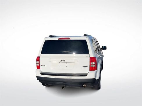 Used 2015 Jeep Patriot Sport w/ Power Value Group image 8