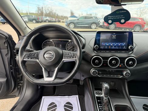 Used 2022 Nissan Sentra SR w/ SR Premium Package image 20