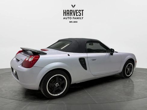 Used 2003 Toyota MR2 w/ Preferred Accessory Pkg RWD image 14