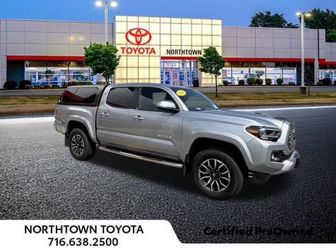 Used 2023 Toyota Tacoma TRD Sport AWD/4WD image 11