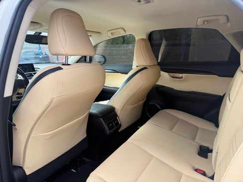 Used 2016 Lexus NX 200t FWD image 11