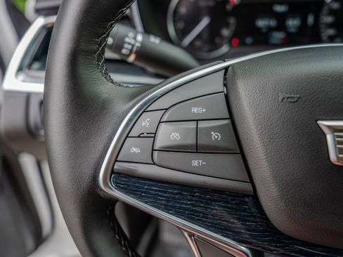 Used 2024 Cadillac XT5 Premium Luxury FWD image 6