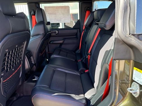New 2025 Ford Bronco Raptor w/ Interior Carbon Fiber Pack AWD/4WD image 18