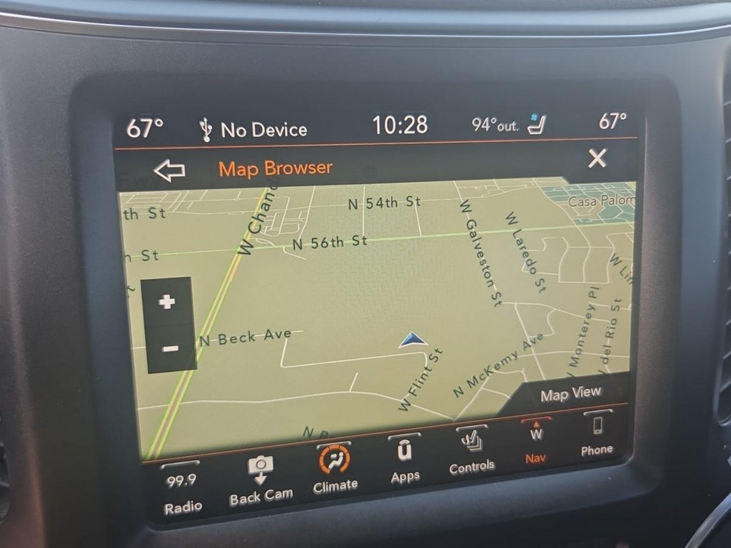 Used 2019 Jeep Cherokee Trailhawk AWD/4WD image 14
