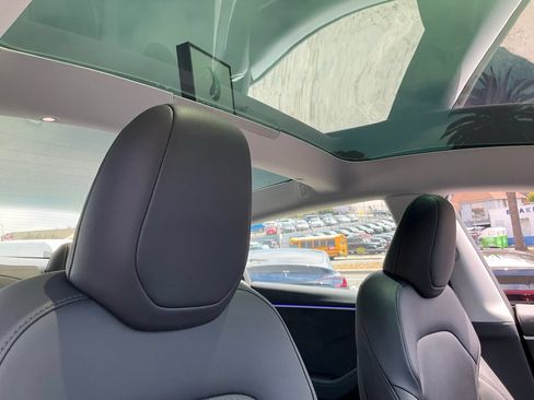 Used 2024 Tesla Model 3 Long Range AWD/4WD image 74