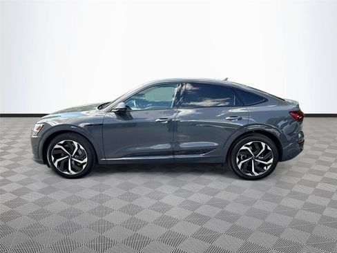 Certified 2024 Audi Q8 e-tron Premium Plus w/ Premium Plus Package AWD/4WD image 4