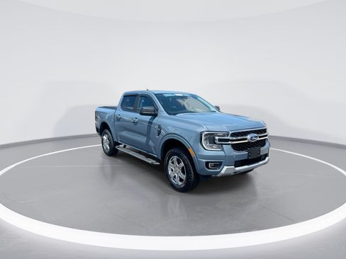 Used 2024 Ford Ranger XLT w/ FX4 Off-Road Package AWD/4WD image 2