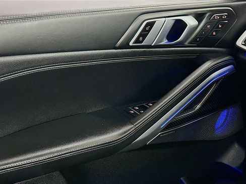 Used 2022 BMW X6 M50i image 15