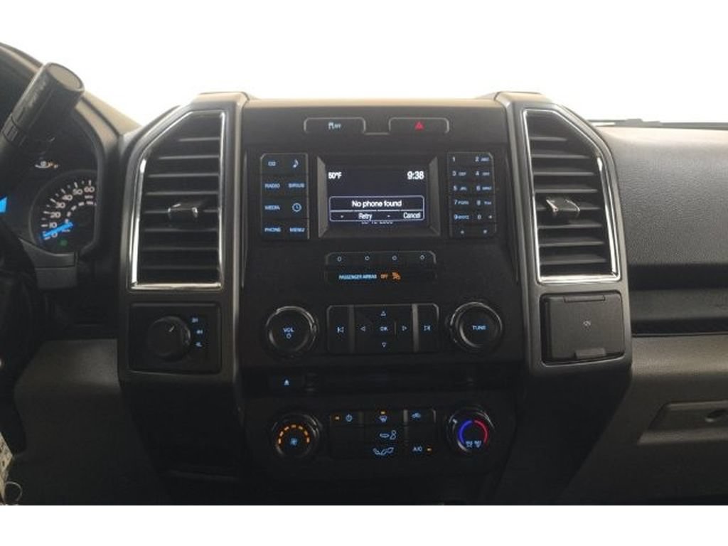 Used 2016 Ford F150 XLT AWD/4WD image 9