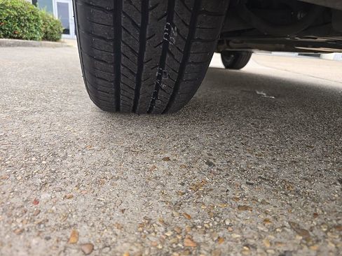 Used 2023 Subaru Forester Premium image 40