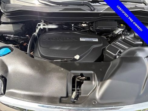 Used 2017 Honda Pilot Touring image 29