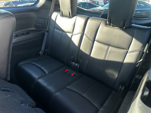 Used 2019 Nissan Pathfinder SL image 20