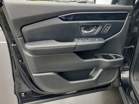 Used 2023 Honda Pilot EX-L image 38