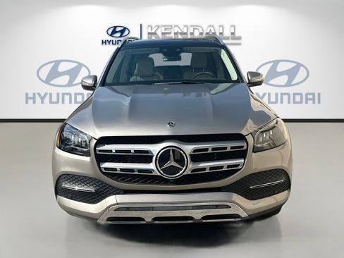 Used 2021 Mercedes-Benz GLS 450 4MATIC image 2