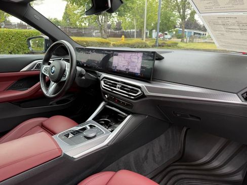 Used 2024 BMW 430i xDrive Coupe w/ M Sport Package AWD/4WD image 32