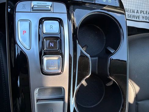 Used 2024 Hyundai Tucson Limited image 35