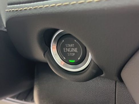 New 2026 Chevrolet Suburban Premier image 27