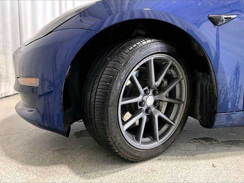 Used 2021 Tesla Model 3 Standard Range Plus image 20