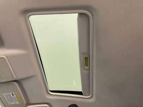 Used 2019 Ford EcoSport SE w/ SE Convenience Package image 21