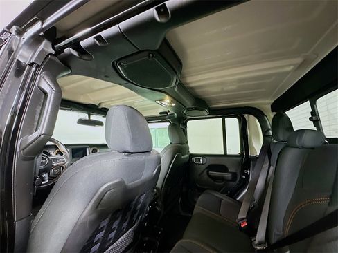 Used 2021 Jeep Gladiator Mojave w/ Trailer Tow Package image 13