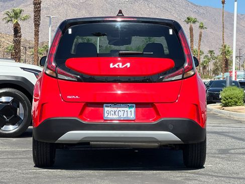 Certified 2023 Kia Soul S FWD image 4