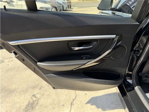 Used 2017 BMW 330i Sedan RWD image 18