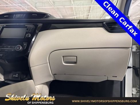 Used 2020 Nissan Rogue Sport SV w/ All-Weather Package image 44