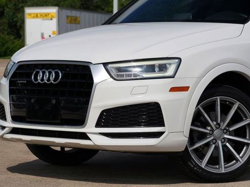 Used 2018 Audi Q3 2.0T Premium Plus w/ Premium Plus Package AWD/4WD image 18