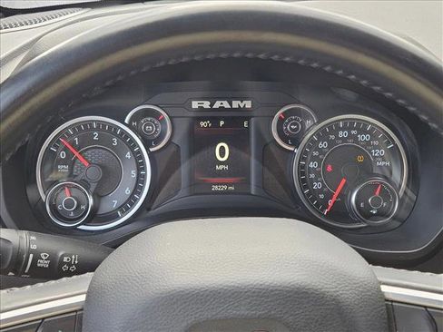 Used 2019 RAM 1500 Big Horn RWD image 9