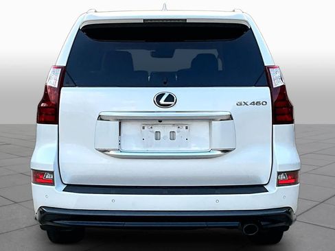 Used 2022 Lexus GX 460 Luxury w/ Sport Design Package AWD/4WD image 5
